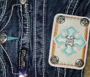 BRAND NEW Miss me kapri jeans.